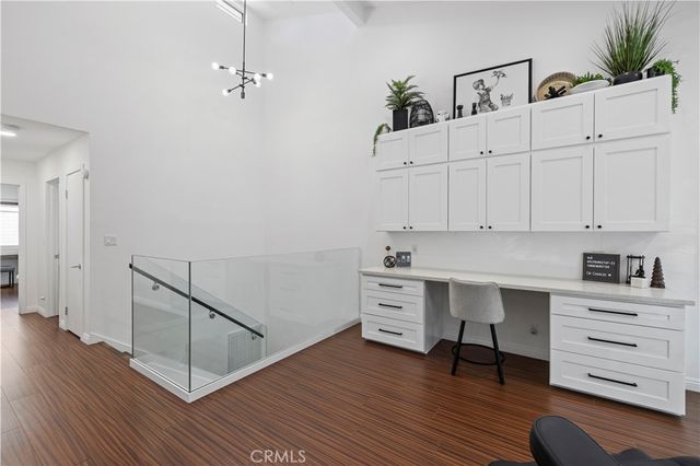 10061 Melinda Way 2, Northridge, CA 91325