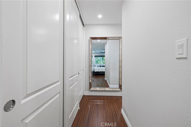 10061 Melinda Way 2, Northridge, CA 91325