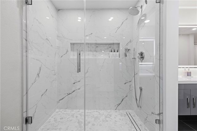 10061 Melinda Way 2, Northridge, CA 91325