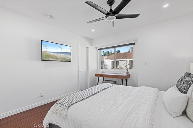 10061 Melinda Way 2, Northridge, CA 91325