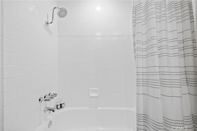 10061 Melinda Way 2, Northridge, CA 91325