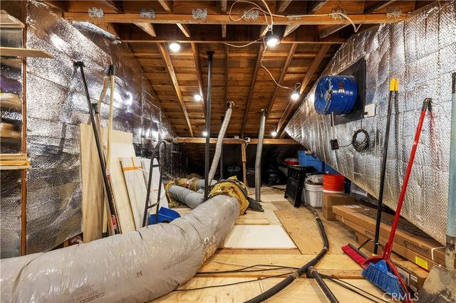 10061 Melinda Way 2, Northridge, CA 91325