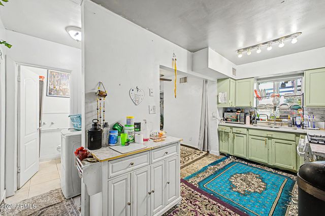 5038 W TUCKEY Lane, Glendale, AZ 85301