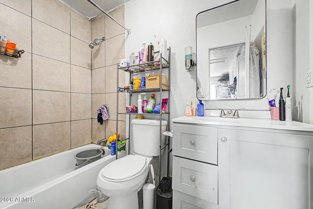 5038 W TUCKEY Lane, Glendale, AZ 85301