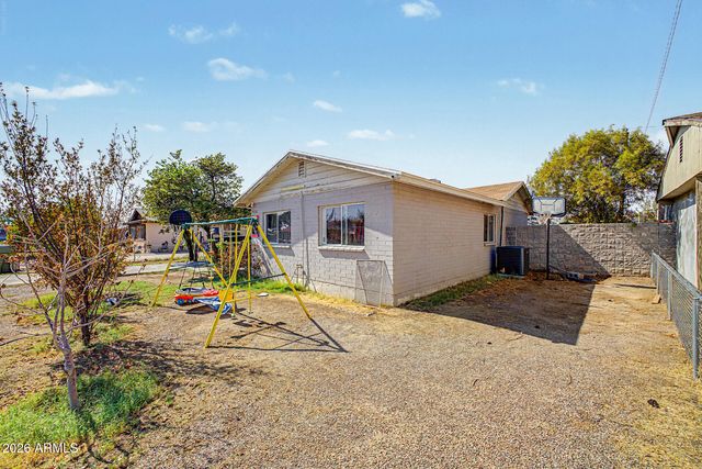 5038 W TUCKEY Lane, Glendale, AZ 85301