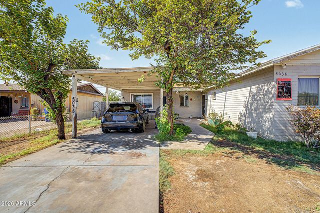 5038 W TUCKEY Lane, Glendale, AZ 85301