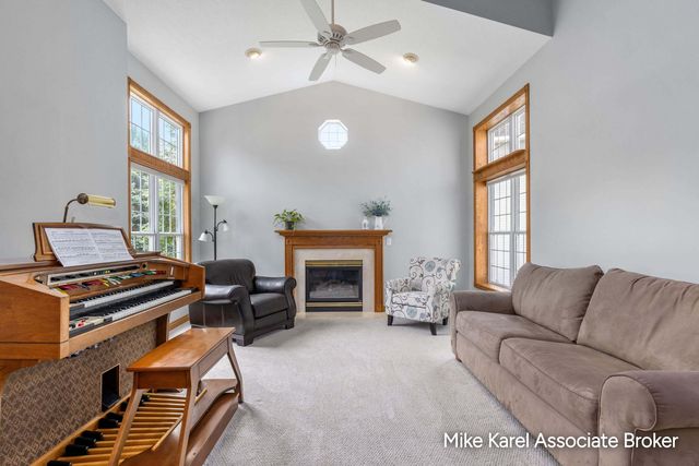 7275 Tory Drive, Hudsonville, MI 49426