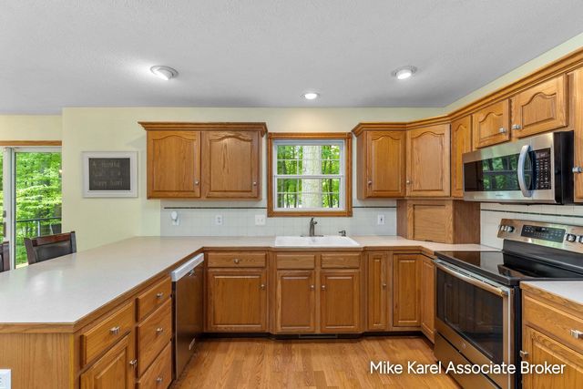 7275 Tory Drive, Hudsonville, MI 49426