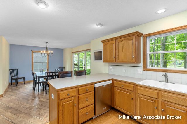 7275 Tory Drive, Hudsonville, MI 49426