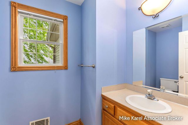 7275 Tory Drive, Hudsonville, MI 49426