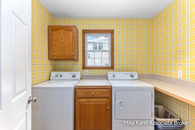 7275 Tory Drive, Hudsonville, MI 49426