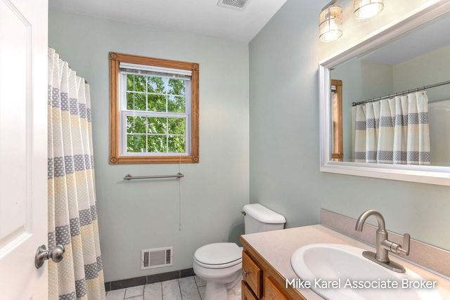 7275 Tory Drive, Hudsonville, MI 49426