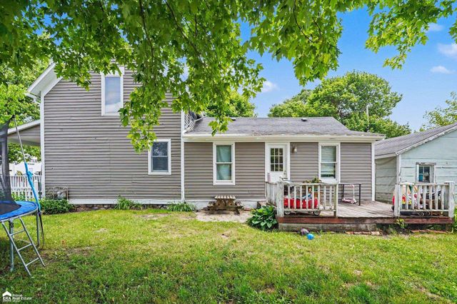 703 Brady Street, Chesaning, MI 48616
