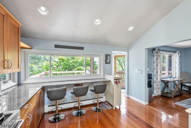 994 Mountain Ave, Berkeley Heights Twp., NJ 07922