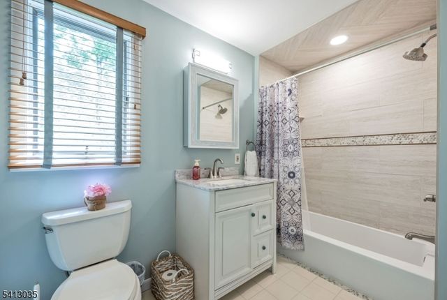 994 Mountain Ave, Berkeley Heights Twp., NJ 07922