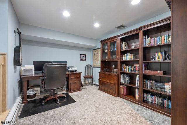 994 Mountain Ave, Berkeley Heights Twp., NJ 07922