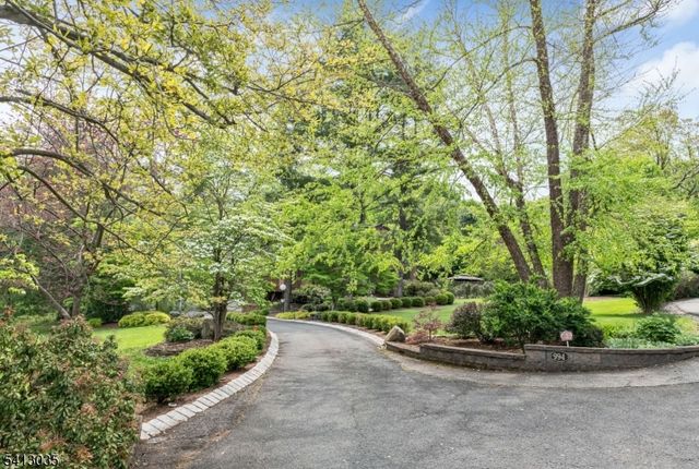 994 Mountain Ave, Berkeley Heights Twp., NJ 07922