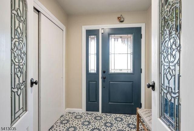 994 Mountain Ave, Berkeley Heights Twp., NJ 07922