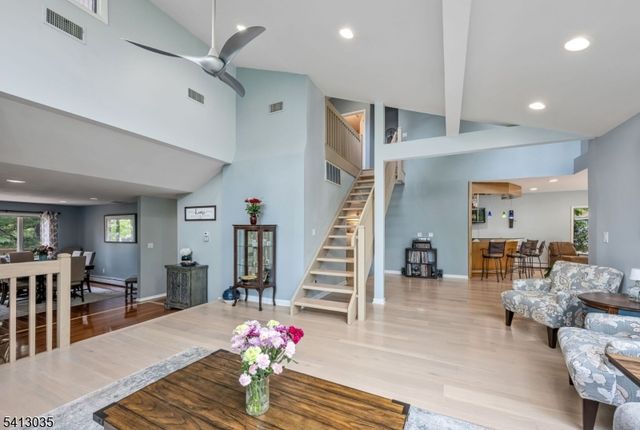 994 Mountain Ave, Berkeley Heights Twp., NJ 07922