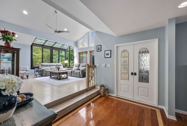 994 Mountain Ave, Berkeley Heights Twp., NJ 07922