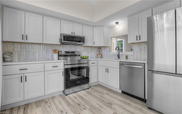 2092 Manassas RN, Virginia Beach, VA 23464