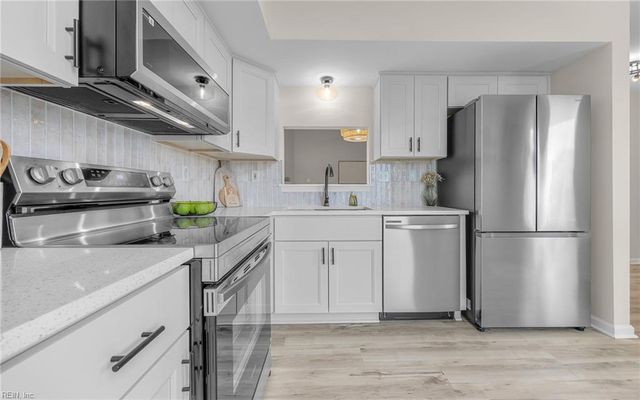 2092 Manassas RN, Virginia Beach, VA 23464