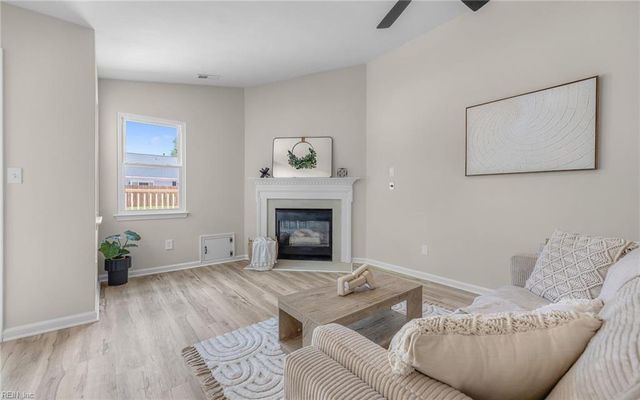2092 Manassas RN, Virginia Beach, VA 23464