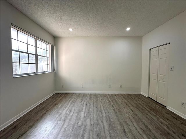 641 Cypress Lake Boulevard K18, Pompano Beach, FL 33064