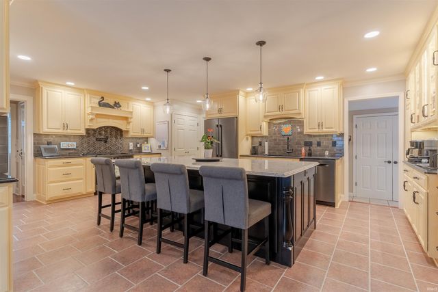 3919 Washington Avenue, Evansville, IN 47714