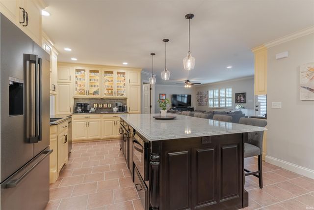 3919 Washington Avenue, Evansville, IN 47714