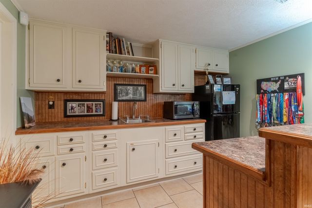3919 Washington Avenue, Evansville, IN 47714