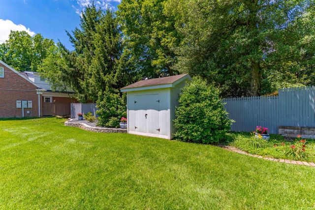 3919 Washington Avenue, Evansville, IN 47714