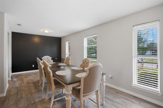 5206 Abercreek Avenue, Friendswood, TX 77546