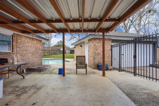 5206 Abercreek Avenue, Friendswood, TX 77546