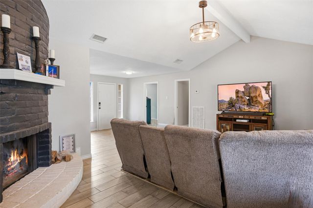 5206 Abercreek Avenue, Friendswood, TX 77546