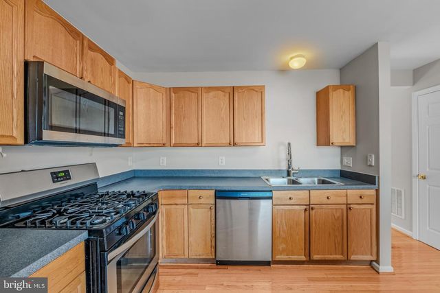 828 MARQUETTE, Martinsburg, WV 25401