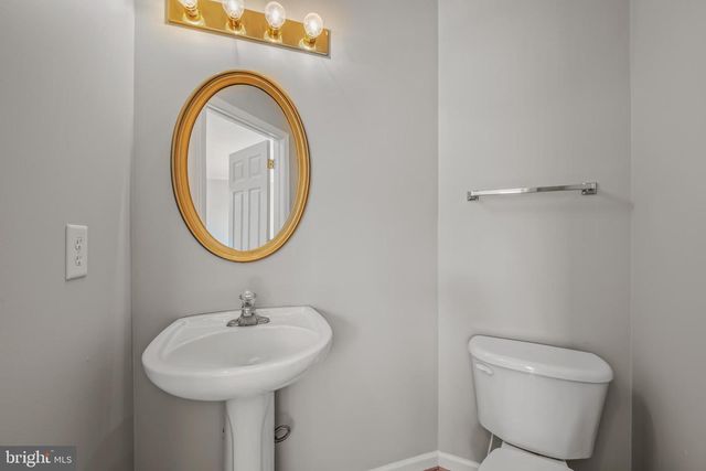 828 MARQUETTE, Martinsburg, WV 25401