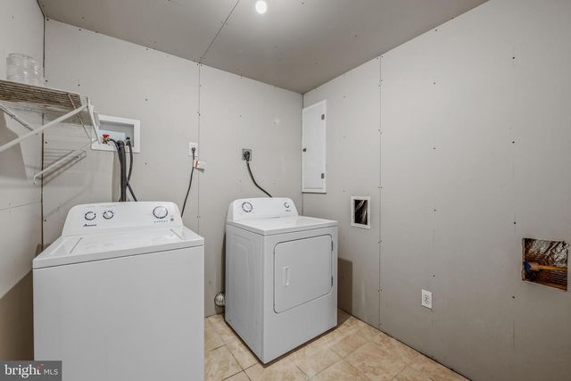 828 MARQUETTE, Martinsburg, WV 25401