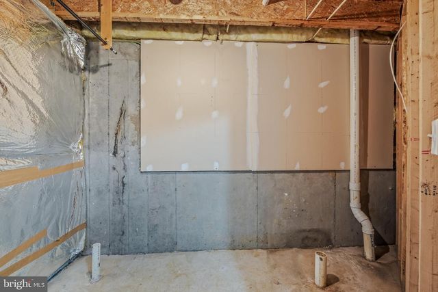 828 MARQUETTE, Martinsburg, WV 25401