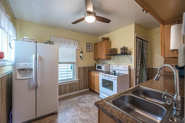 3001 WALNUT Street, Erie, PA 16508