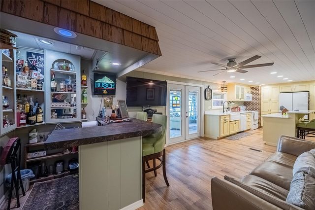 5421 MOHAWK STREET, Zephyrhills, FL 33542