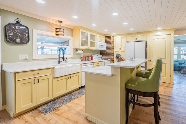 5421 MOHAWK STREET, Zephyrhills, FL 33542