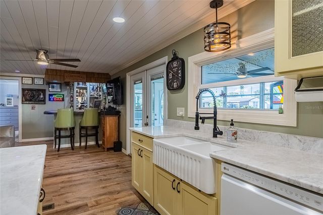 5421 MOHAWK STREET, Zephyrhills, FL 33542