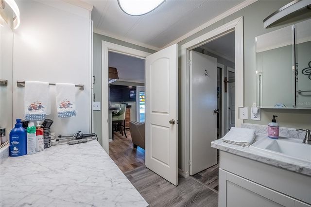 5421 MOHAWK STREET, Zephyrhills, FL 33542