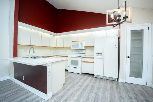 803 Timberlane Circle, Greenacres, FL 33463