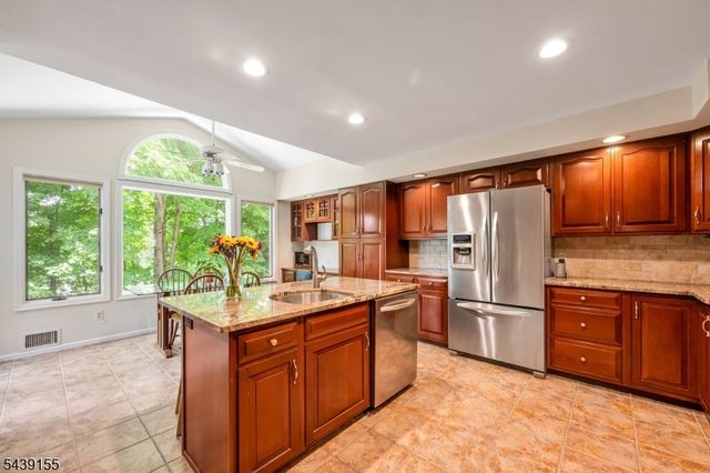 33 Runnymede Rd, Chatham Twp., NJ 07928