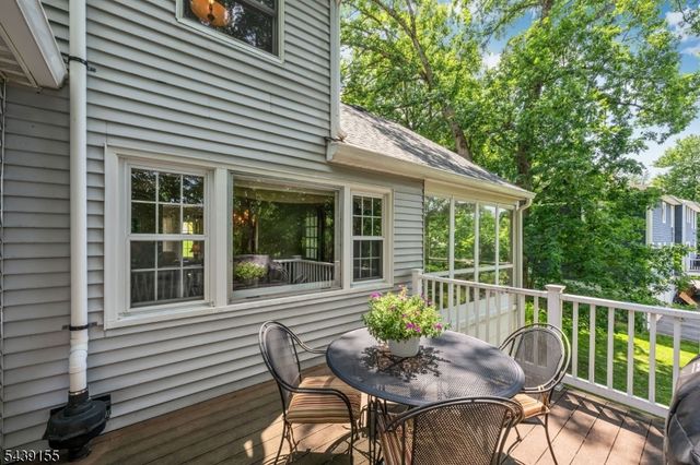 33 Runnymede Rd, Chatham Twp., NJ 07928
