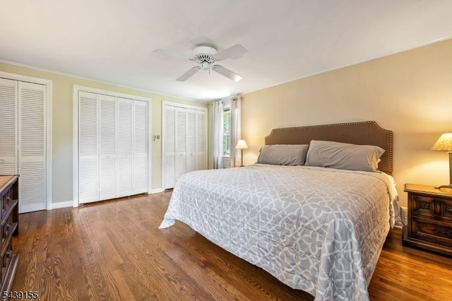 33 Runnymede Rd, Chatham Twp., NJ 07928