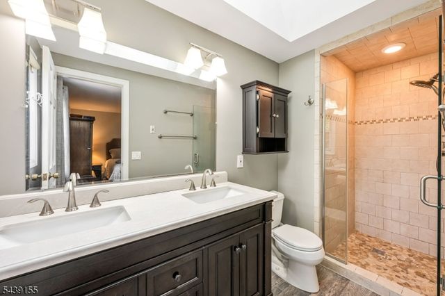 33 Runnymede Rd, Chatham Twp., NJ 07928