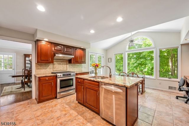 33 Runnymede Rd, Chatham Twp., NJ 07928